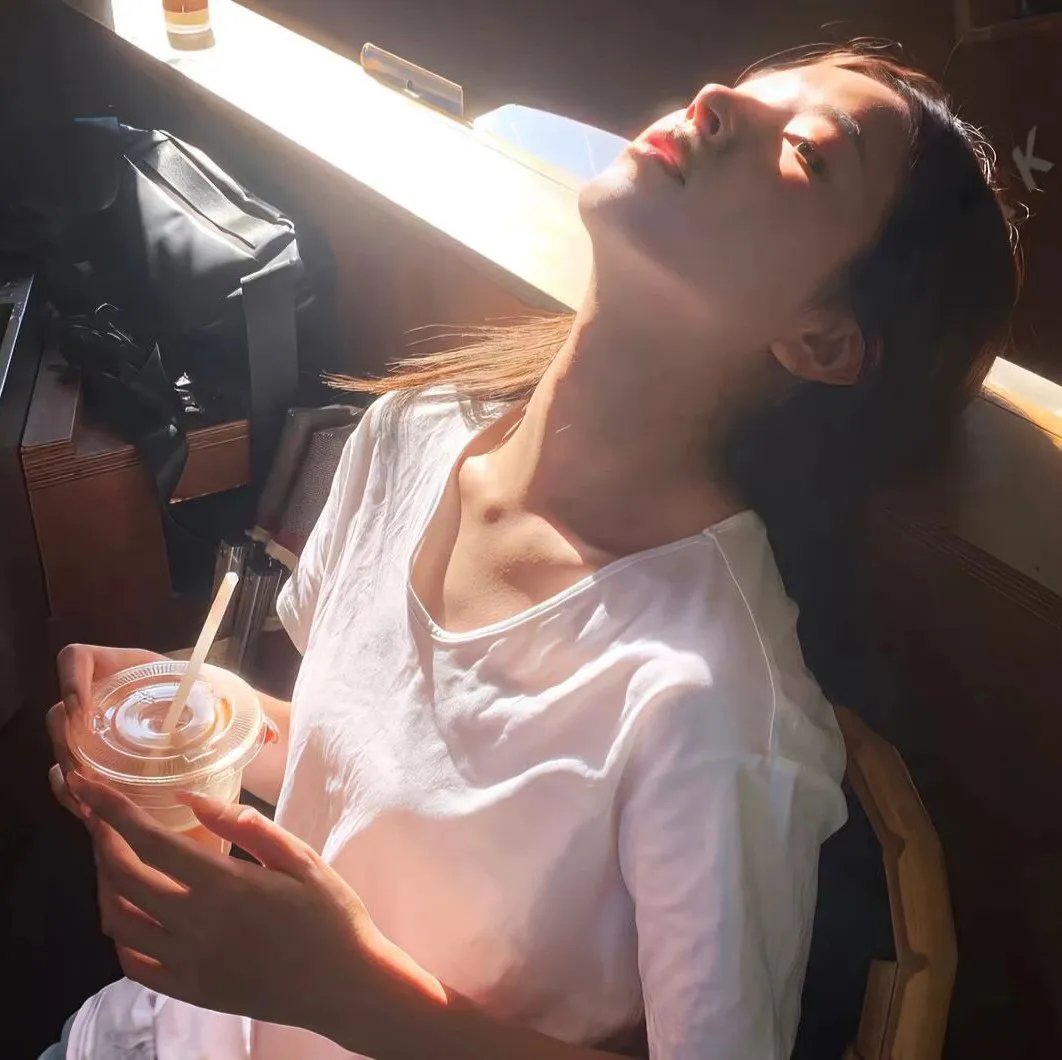 女皇九十展风华